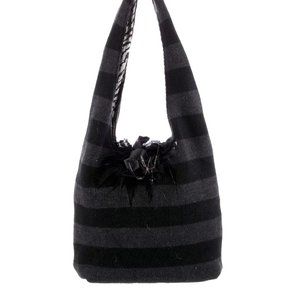 NWOT Alice + Olivia knit shoulder bag